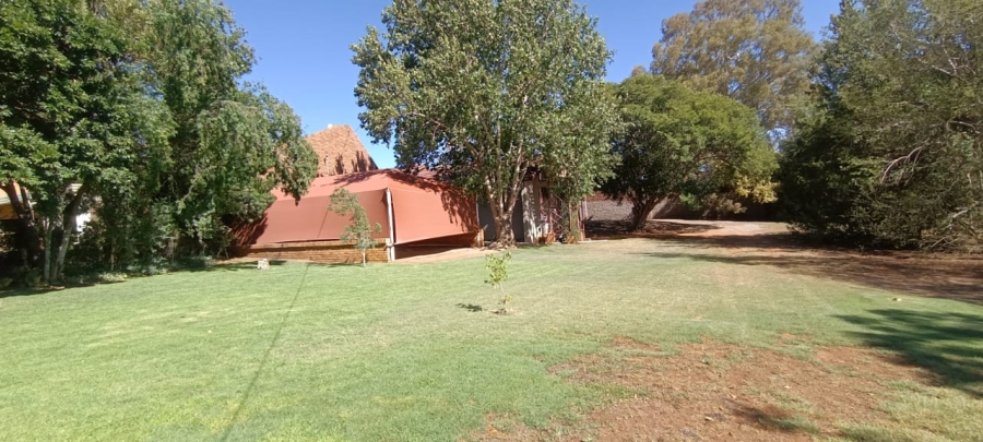 5 Bedroom Property for Sale in Kuruman Northern Cape